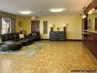 Western 3* Lafayette